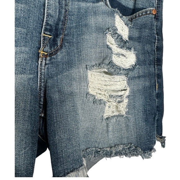 Rock & Republic‎ Hula Distressed Denim Shorts - Picture 3 of 7